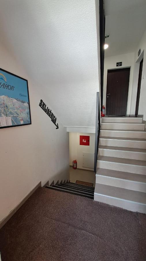 Jahor Jet Set Lux Apartment *